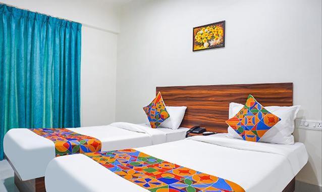 Hotel Dhd Deluxe - New Delhi Railway Station Exteriör bild