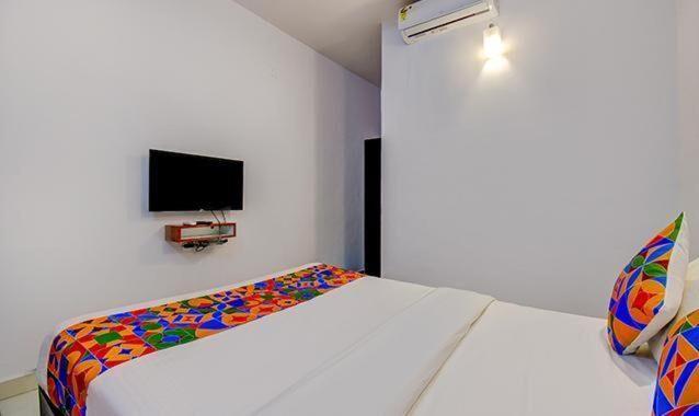 Hotel Dhd Deluxe - New Delhi Railway Station Exteriör bild